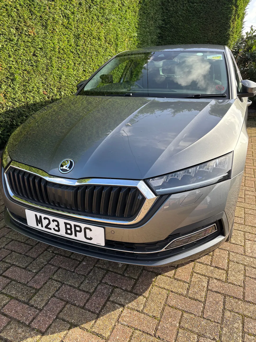 Enjoy every journey in the Skoda Octavia L, where comfort meets smart design. This spacious model offers generous rear legroom and supportive seats that make even long trips relaxing.